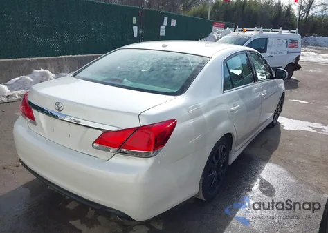 2011 Toyota Avalon z USA, uszkodzony, nr VIN 4T1BK3DB6BU405898